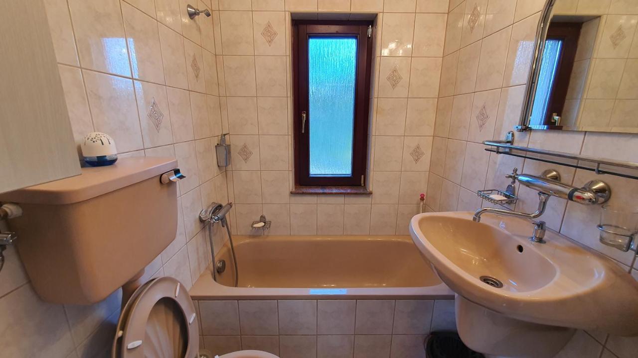 Pilisszentivan Pilis Hills View Deluxe House With Pool & Ac Near Bpヴィラ エクステリア 写真